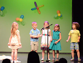 Lingula, ta jezična šola | Nastop otroških skupin 2015